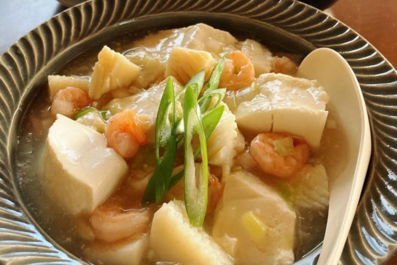 エビイカミックスとくずし豆腐のとろ煮