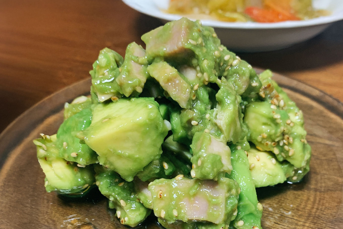 やみつきアボカド