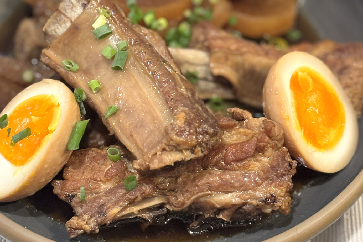 スペアリブ煮込み