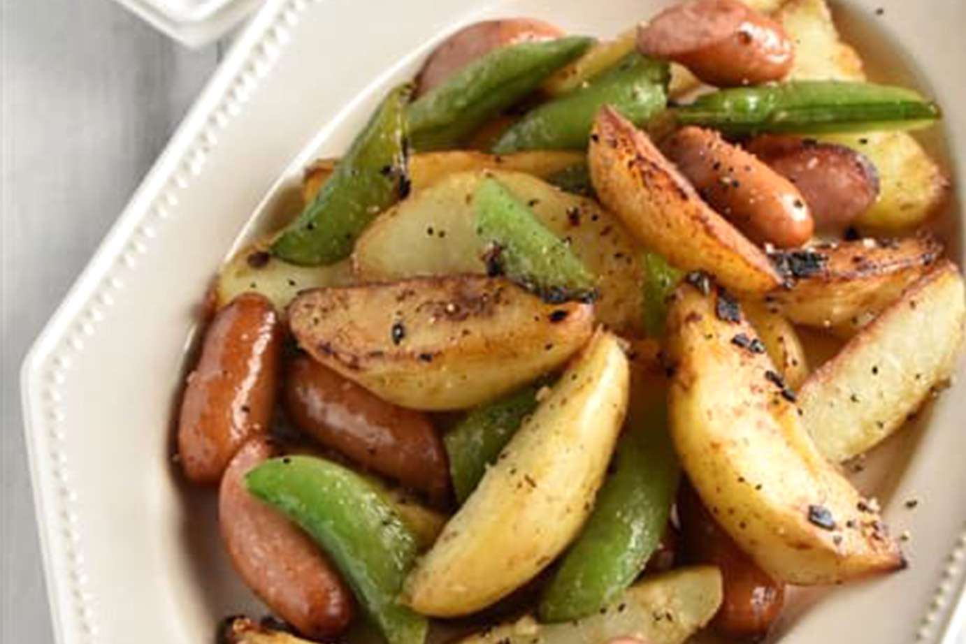 新じゃがとスナップエンドウのジャーマンポテト