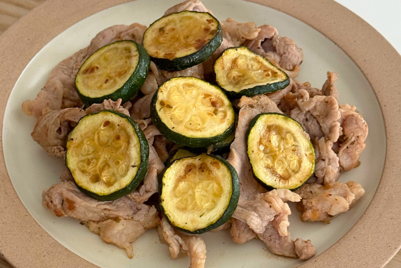 ズッキーニと豚肉のさっぱり炒め