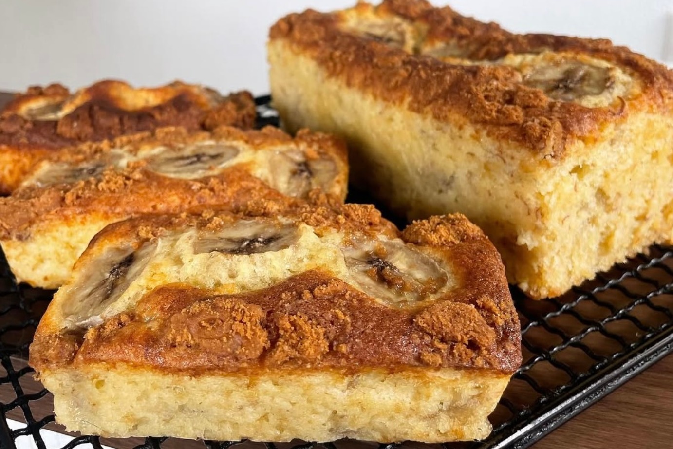 しっとりザクザク♪バナナクランブルケーキ